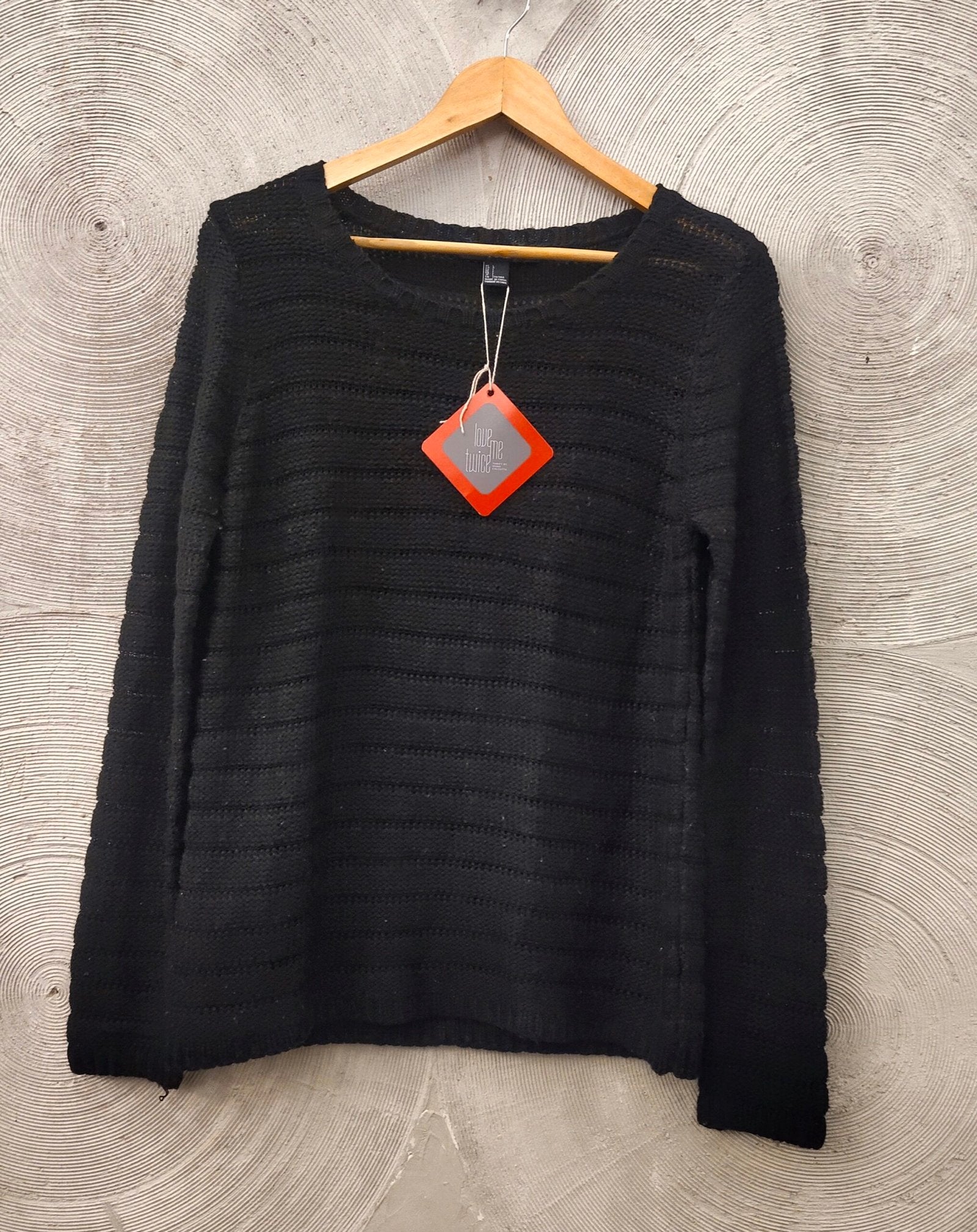 Black Knit Full Sleeved Pullover