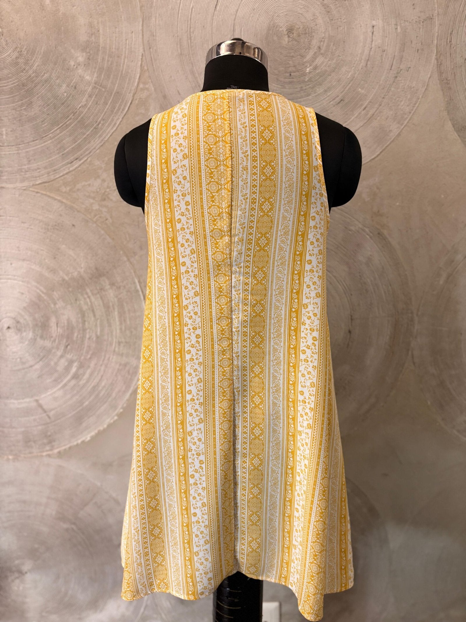 FOREVER 21- White and Yellow Printed Short Dress