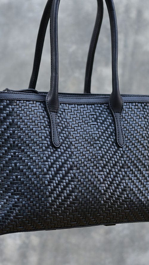 CHIAROSCURO - All Woven Slate Big Jojo Hand Bag