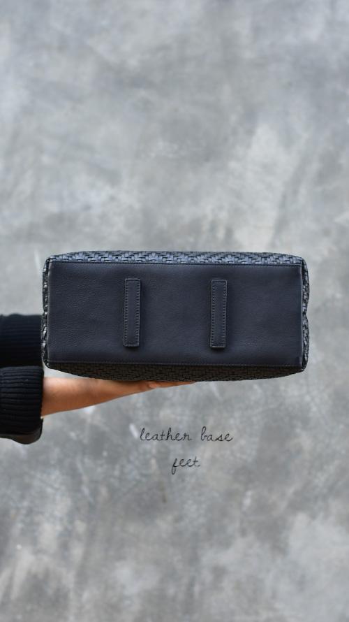 CHIAROSCURO - All Woven Slate Big Jojo Hand Bag