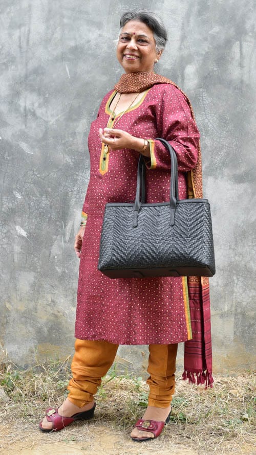 CHIAROSCURO - All Woven Slate Big Jojo Hand Bag