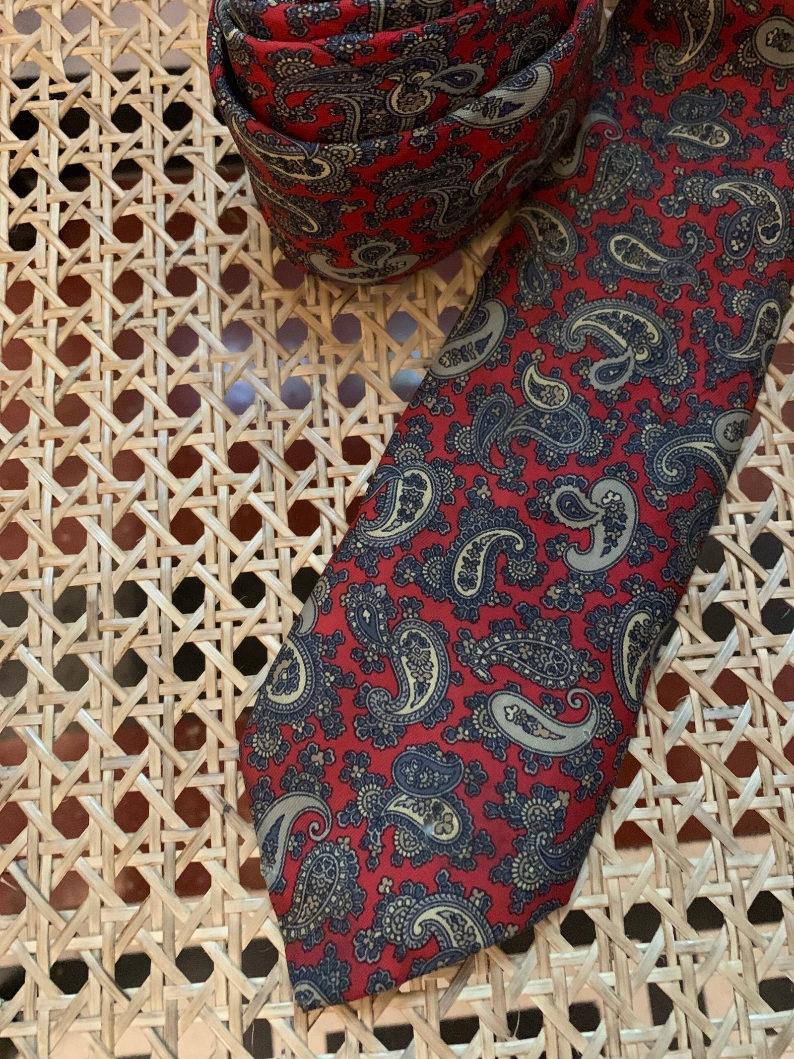 Red and grey paisley tie