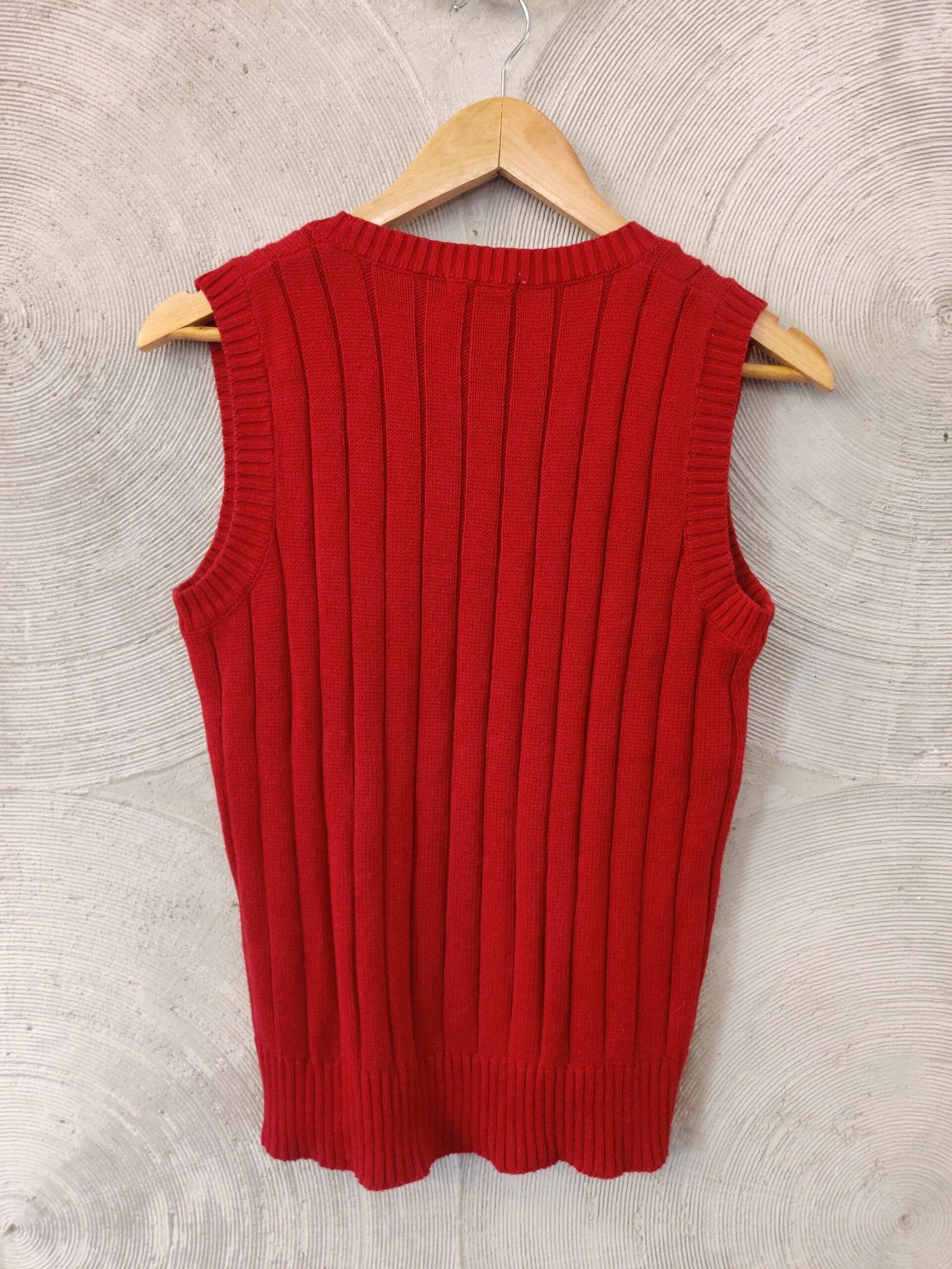 WRANGLER - Red V-Neck Vest