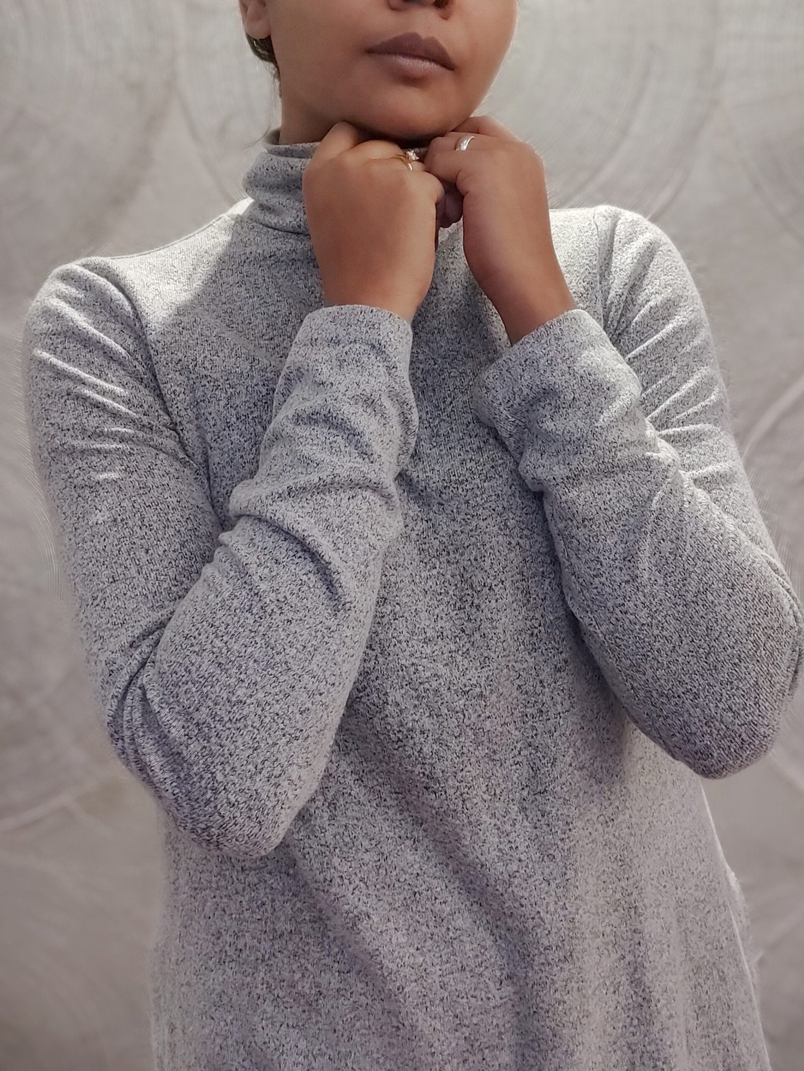 FOREVER 21- Ash Grey Pullover