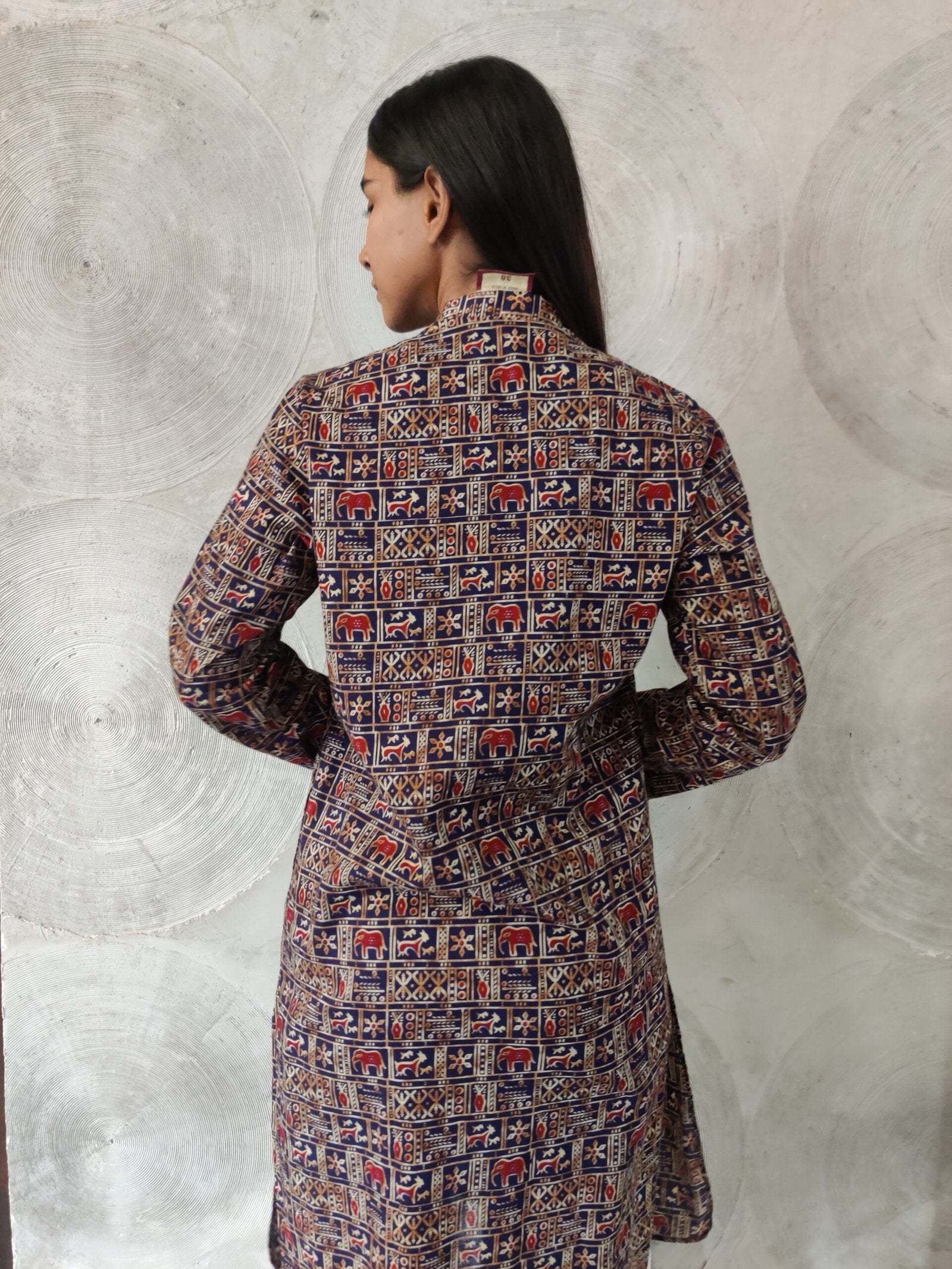 Dark Blue and Maroon Printed Kurta