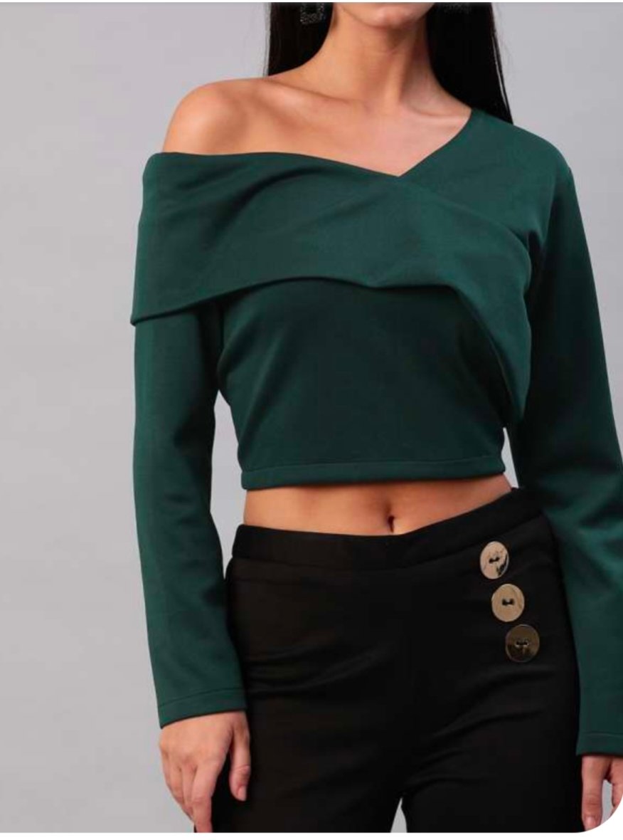 EMBLAZE- Green Solid Cropped Top