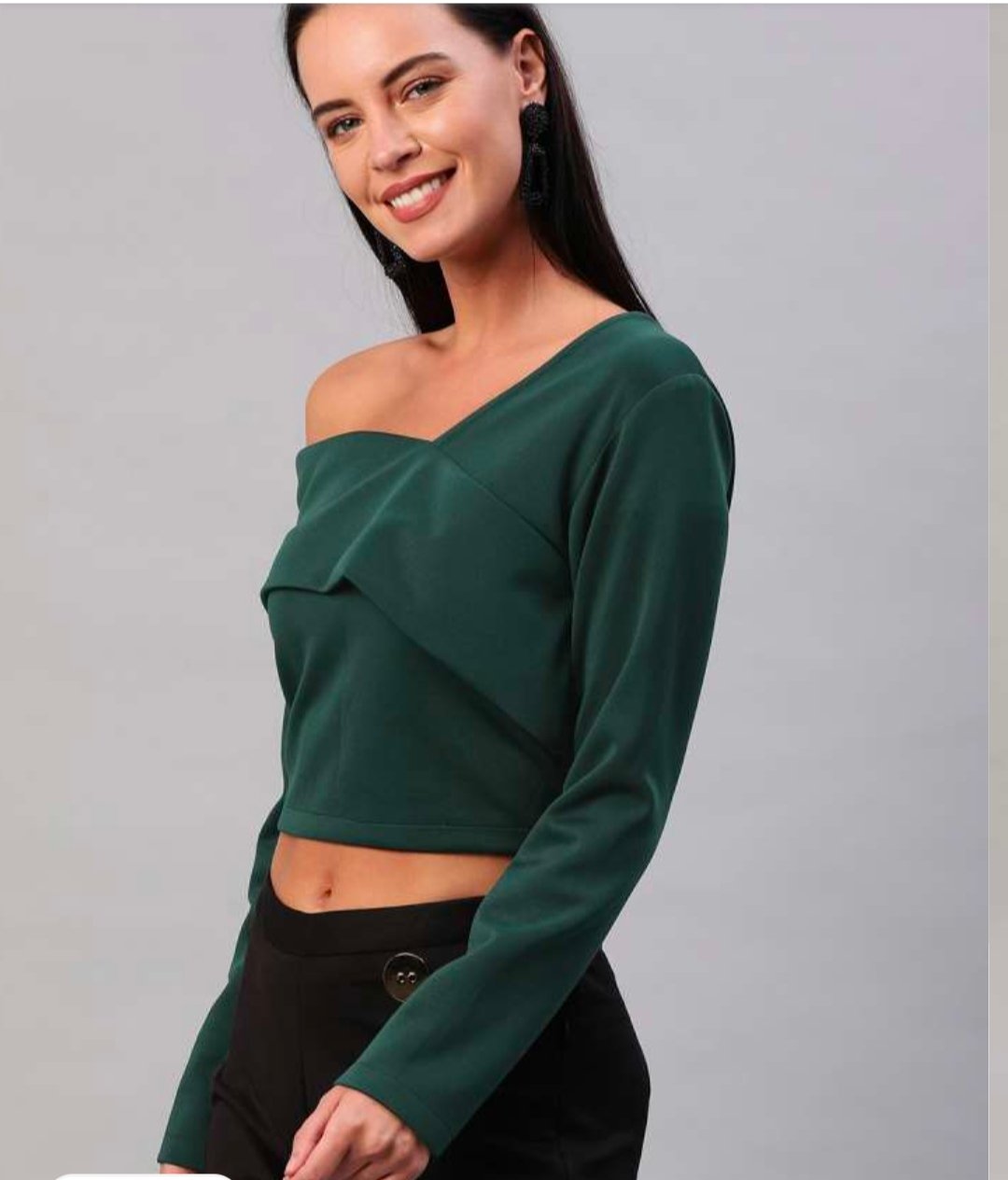 EMBLAZE- Green Solid Cropped Top