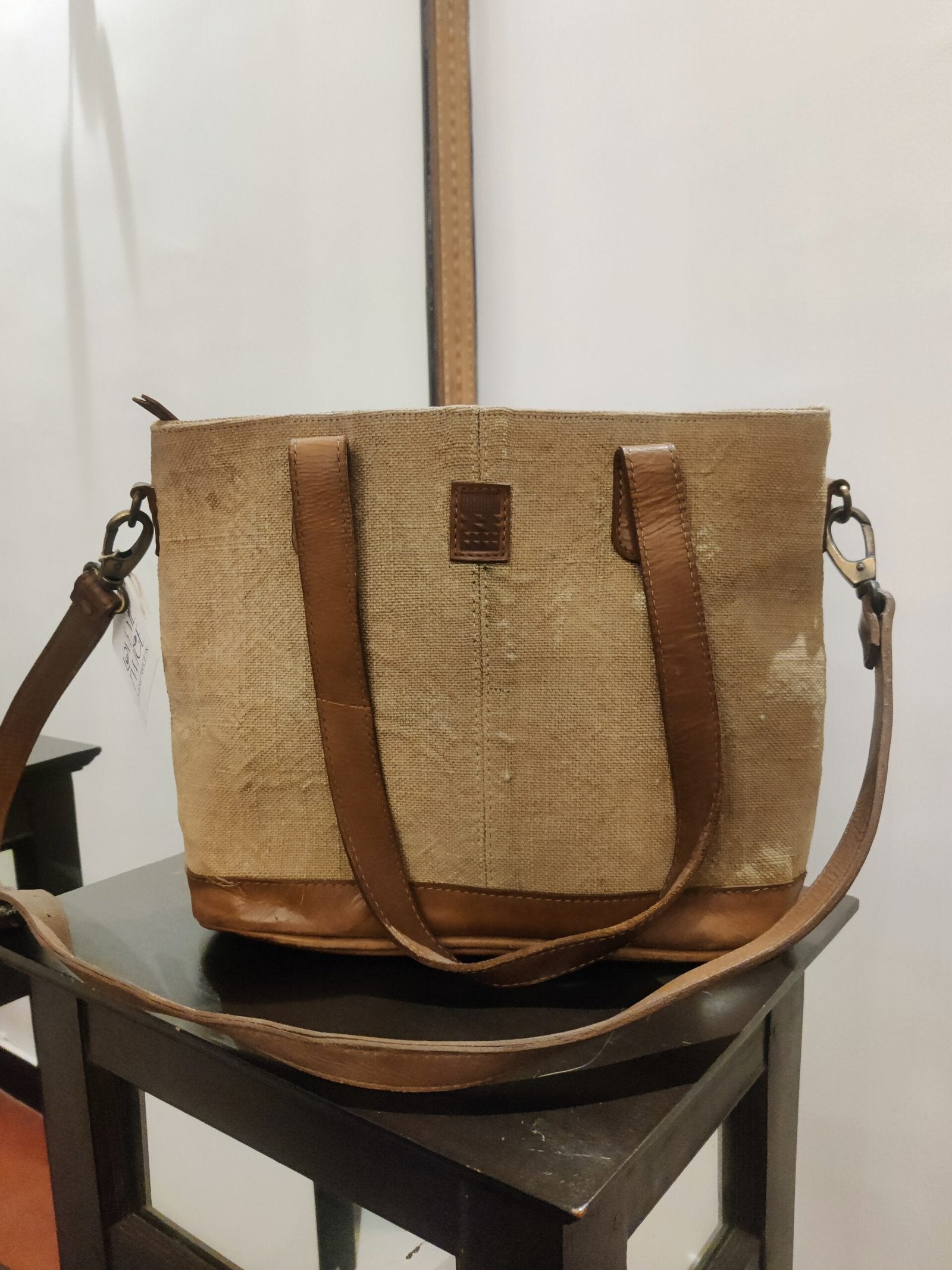 THE BURLAP PEOPLE- The Little Lady Boss Bag in Camel