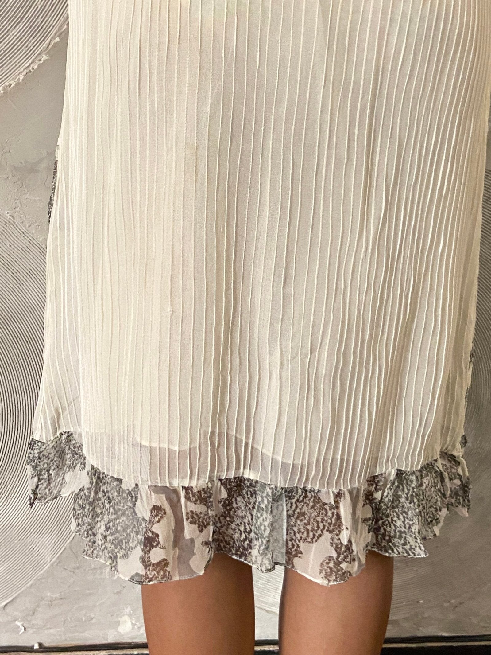 Off-white Flared Knee Length Skirt