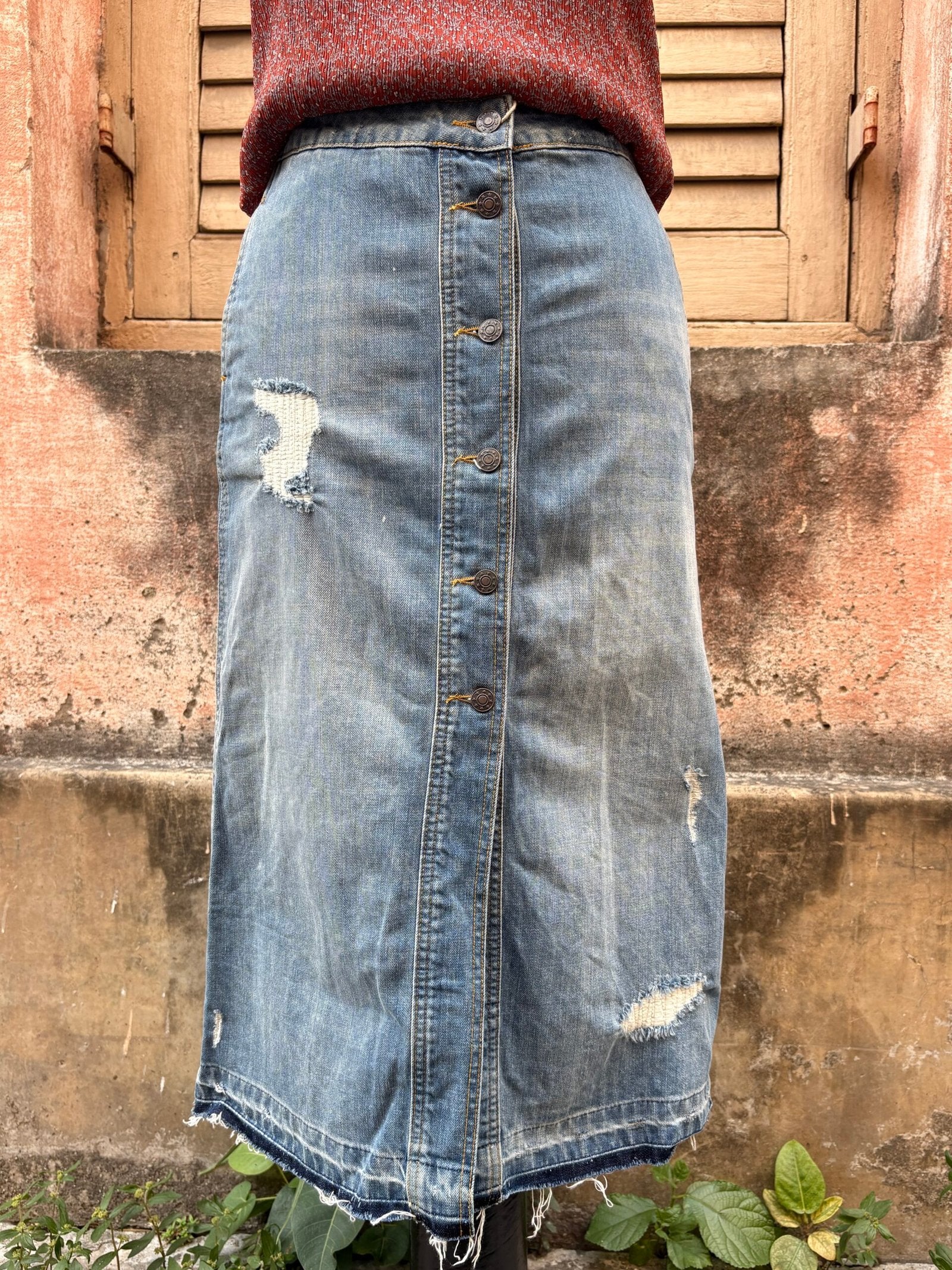 ONLY - Blue Distressed Denim Skirt