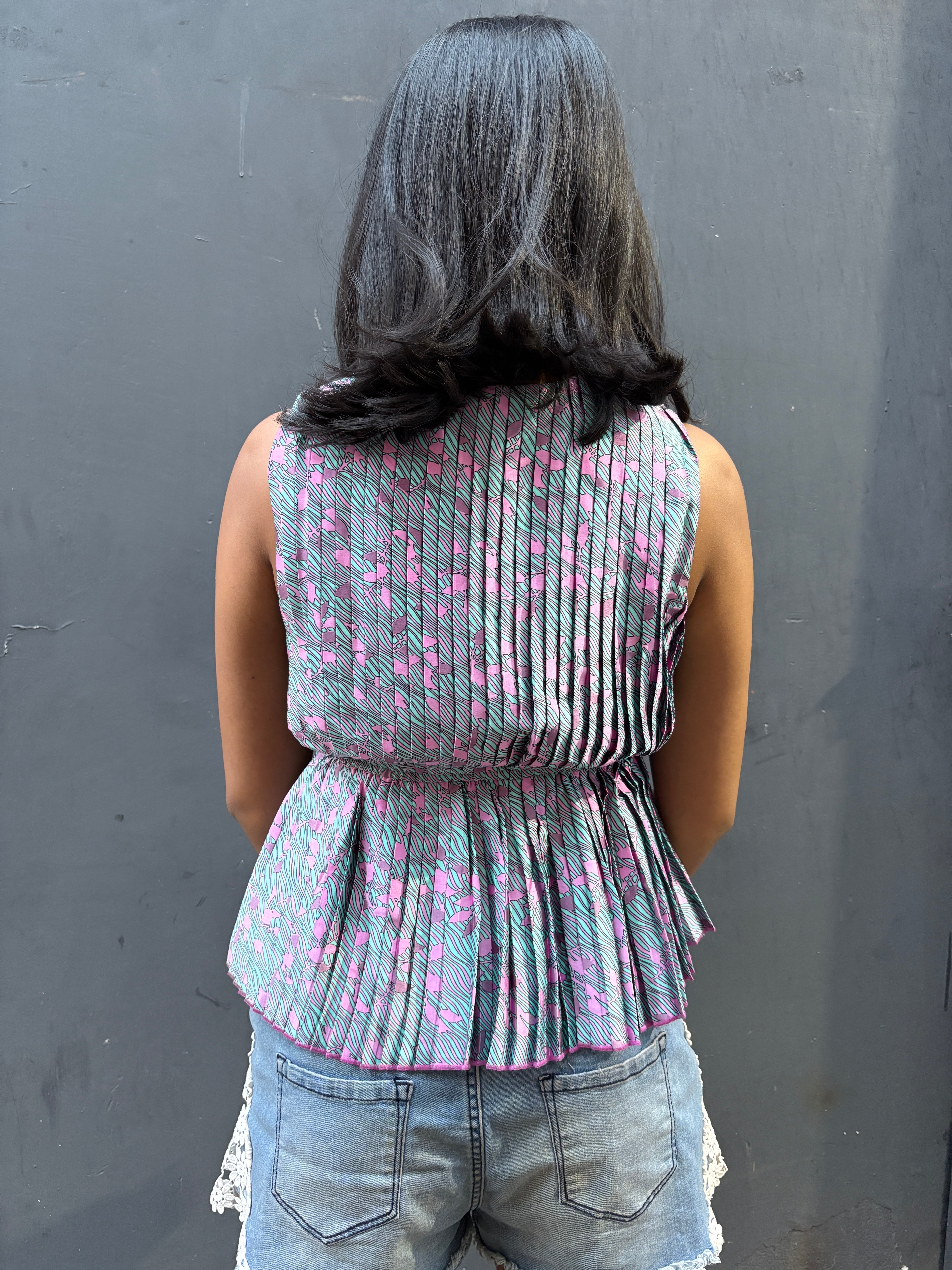 VERO MODA - Floral Printed Pleated Peplum Top