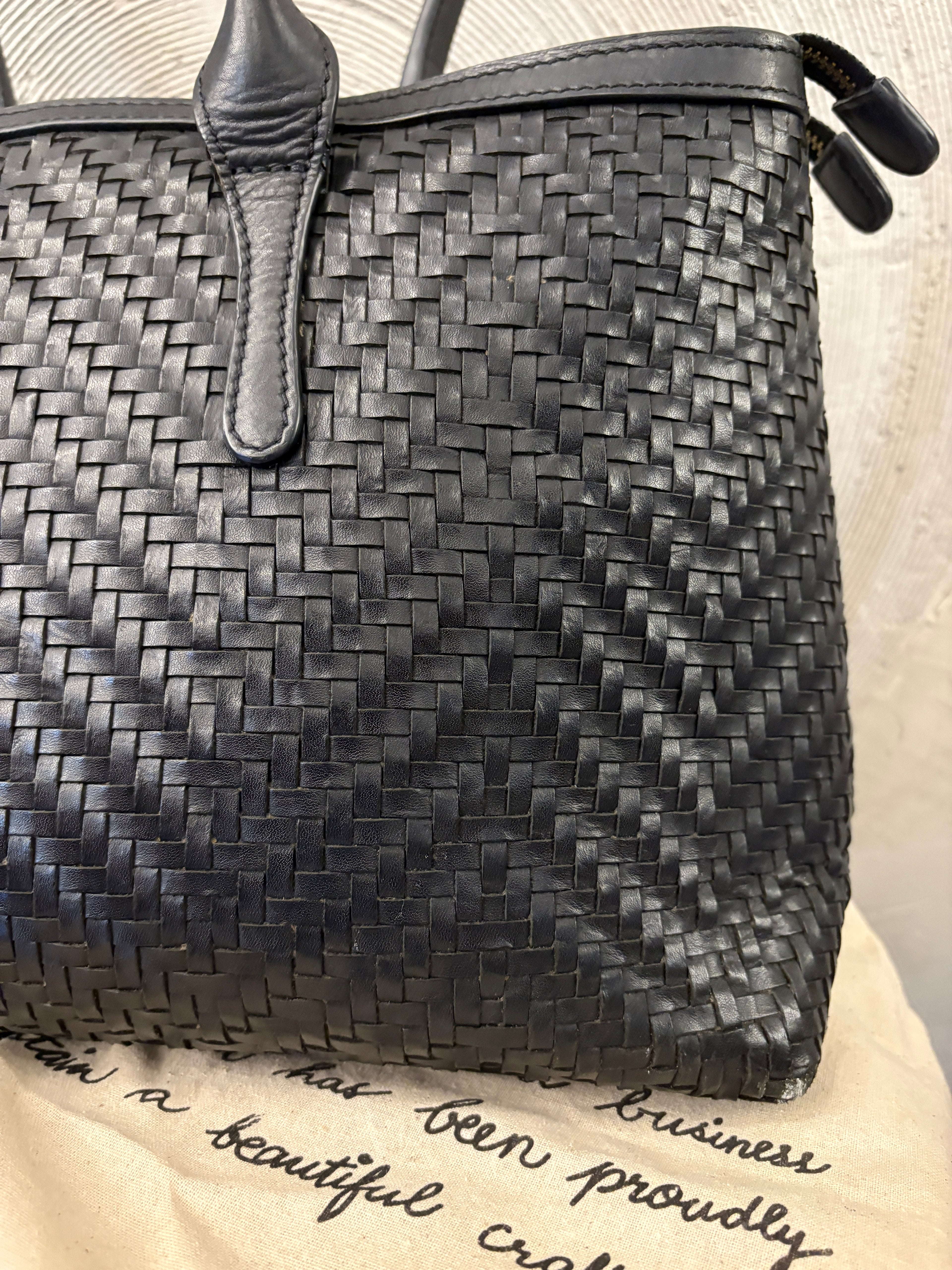 CHIAROSCURO - All Woven Slate Big Jojo Hand Bag