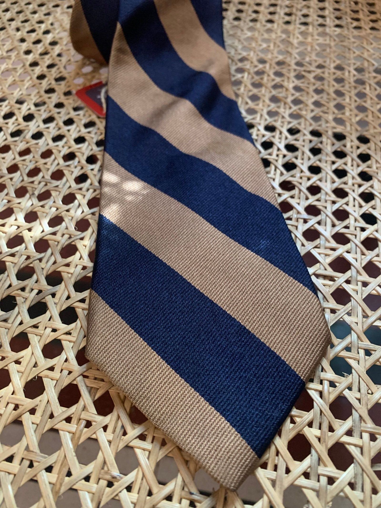 LIBERTY OF LONDON - Blue and beige striped tie