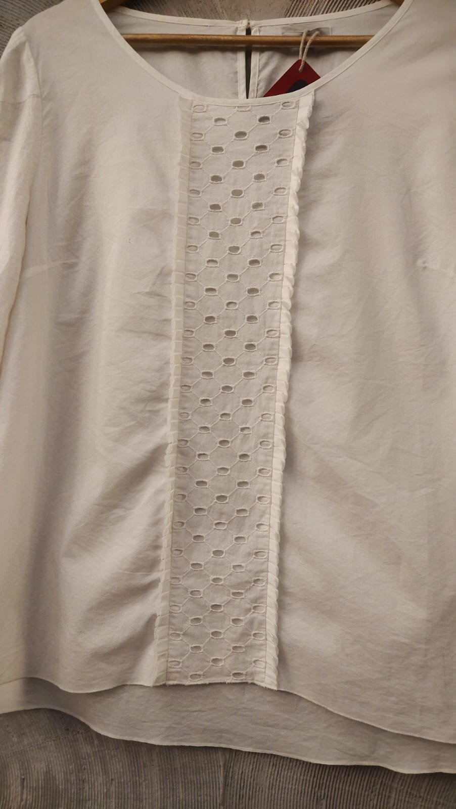 GAP- White Full sleeved Classic Top