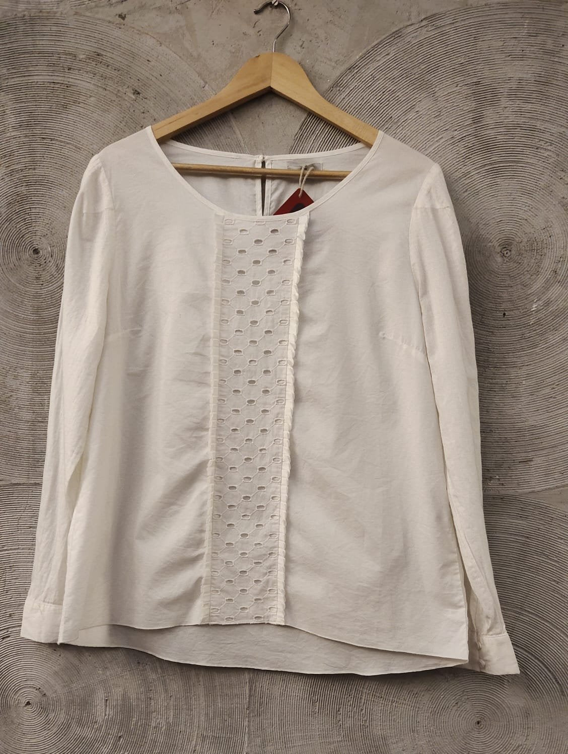 GAP- White Full sleeved Classic Top