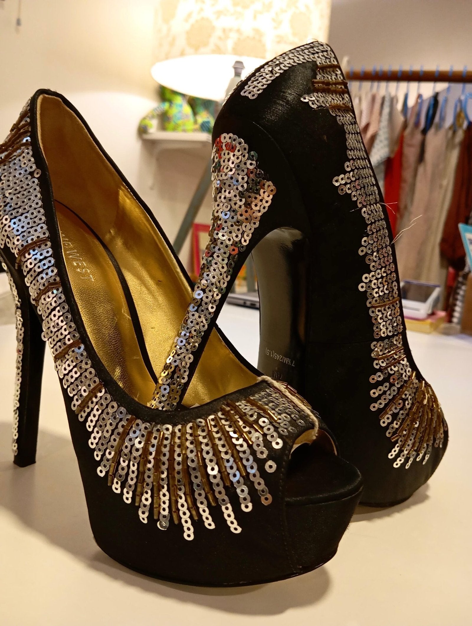 NINE WEST - Come around Black & Silver Satin Sequin Court Shoes
