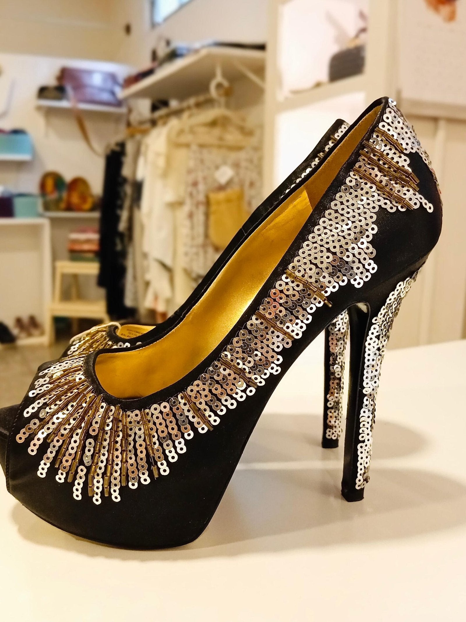 NINE WEST - Come around Black & Silver Satin Sequin Court Shoes