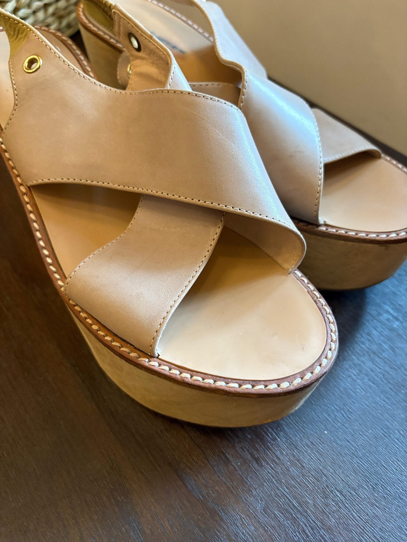 NINE WEST- Leather Wedges Sandal