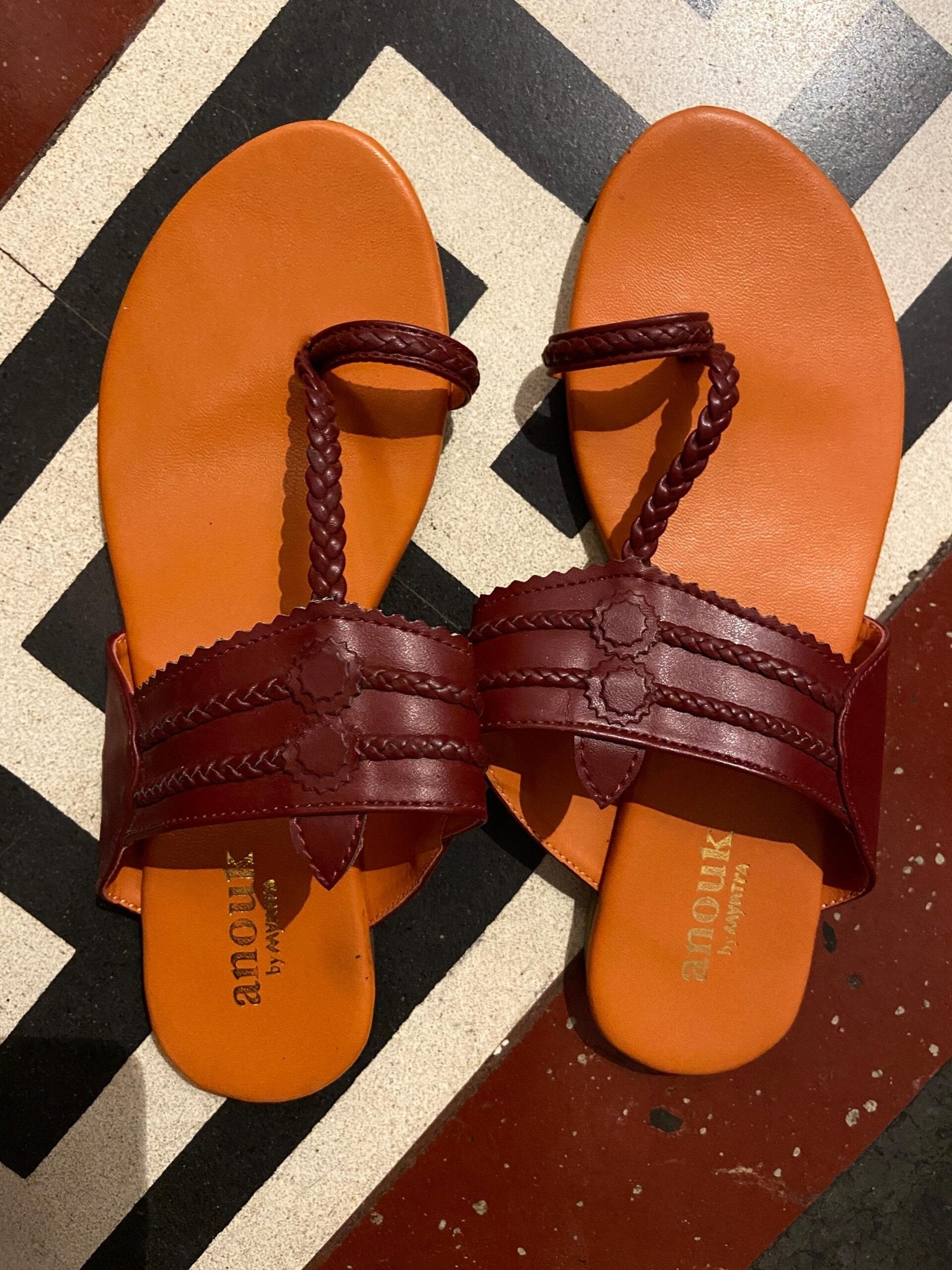 ANOUK- Maroon Braided One Toe Flats