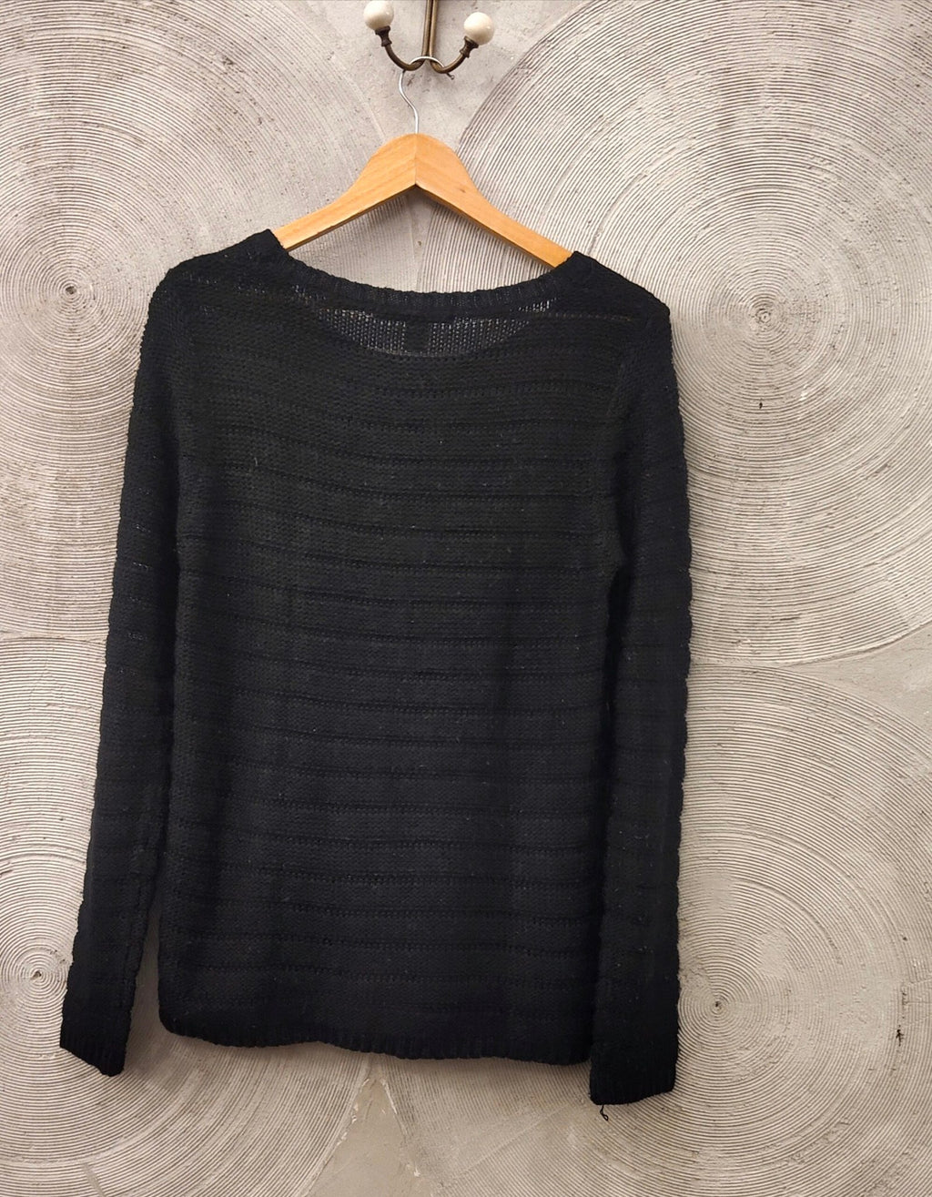 Black Knit Full Sleeved Pullover