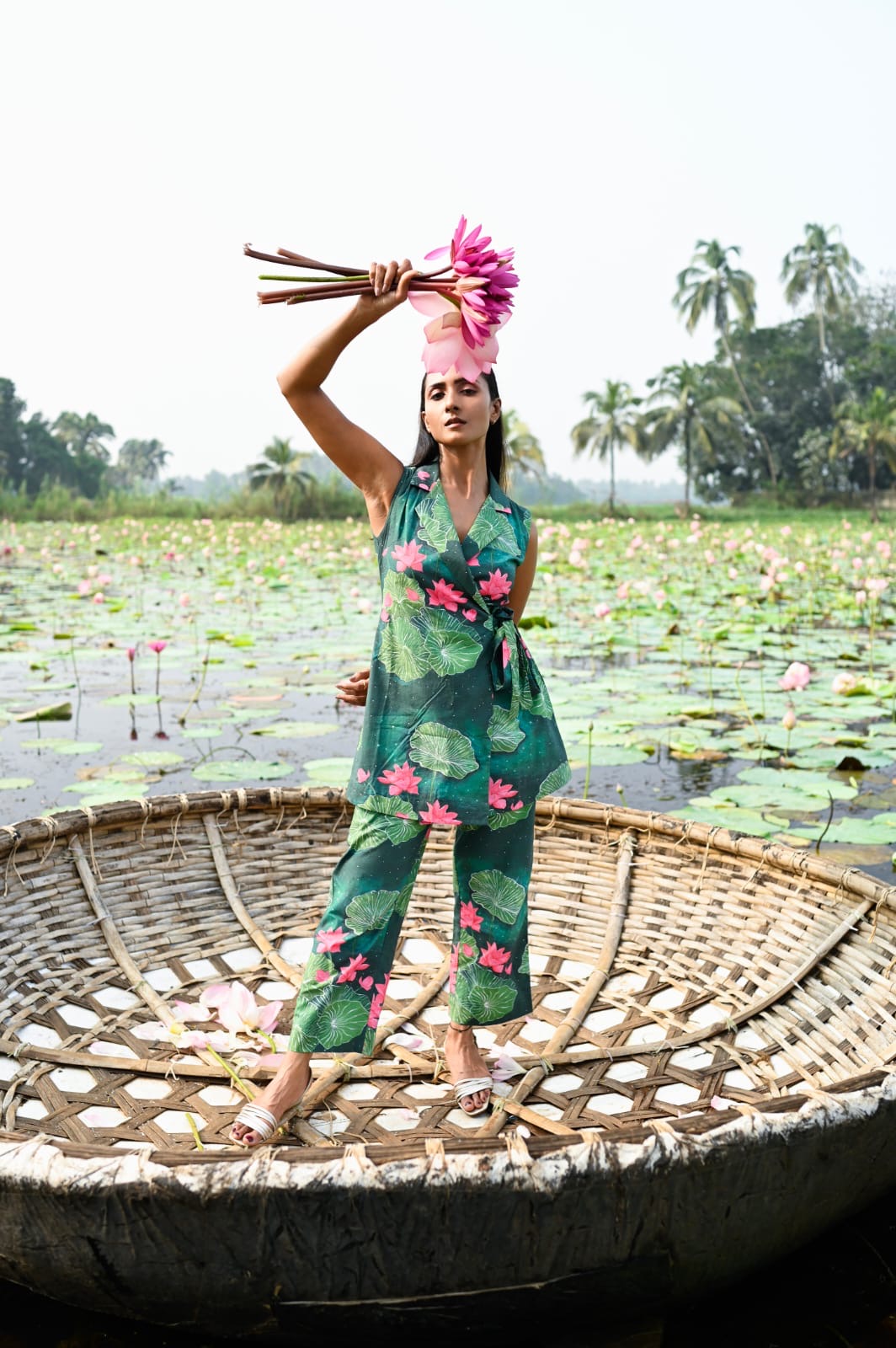 SOBO LIVING - Lotus Pants