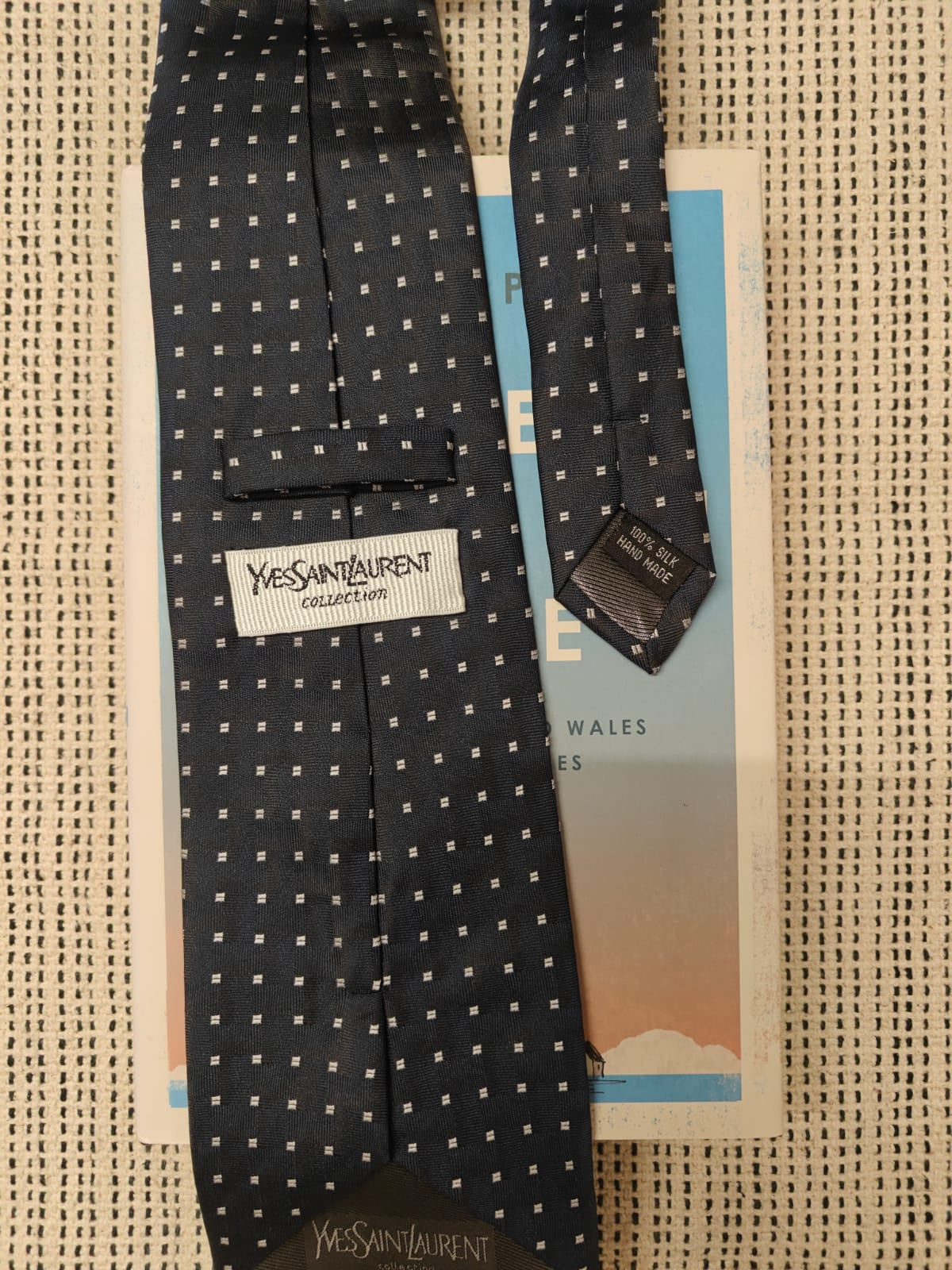 YVES SAINT LAURENT - Dotted Navy Silk Tie