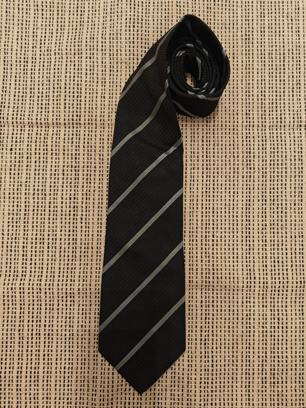 GUCCI - Black and Grey Striped Silk Tie
