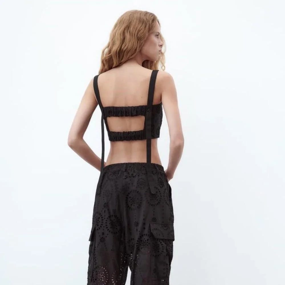 ZARA - Black Hakoba Crop Top