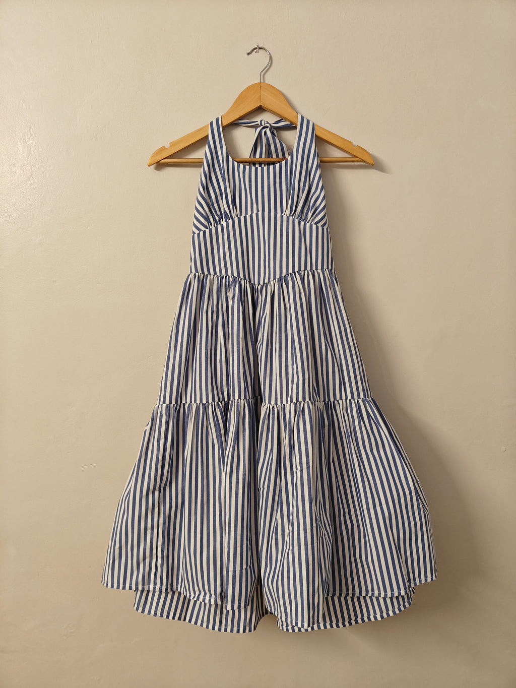 DIAMOND LADY - Striped Blue Halter Neck Dres