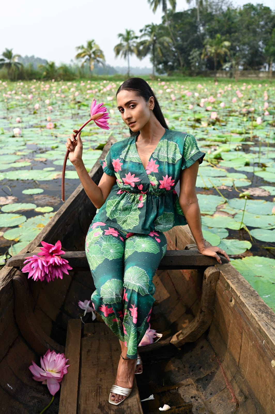 SOBO LIVING - Lotus Pants
