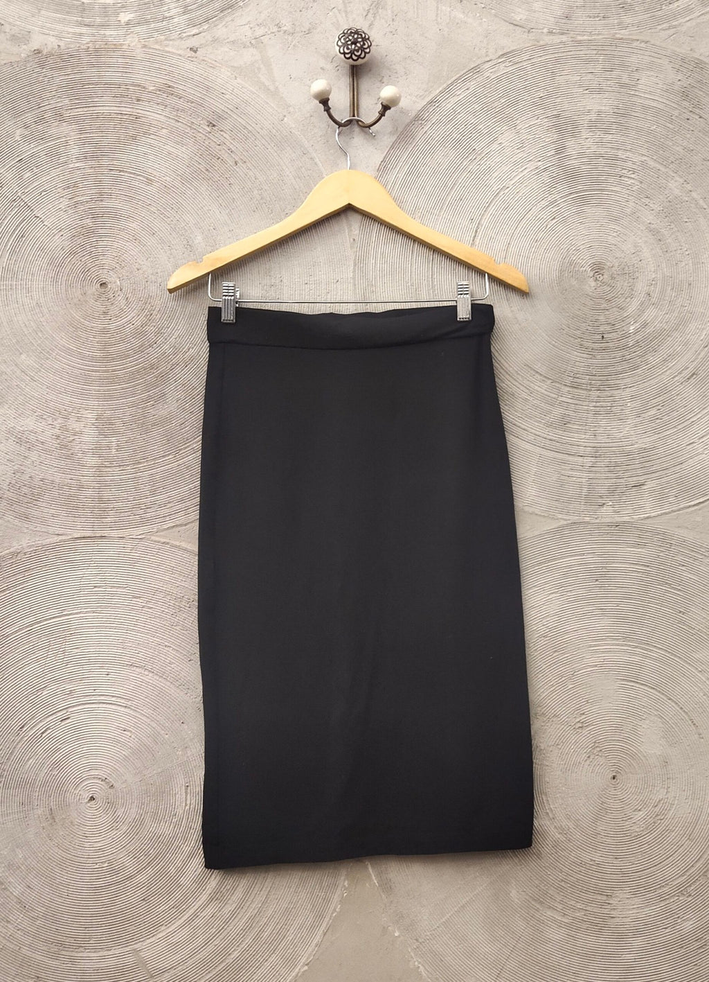 H&M DIVIDED - Black Pencil Skirt