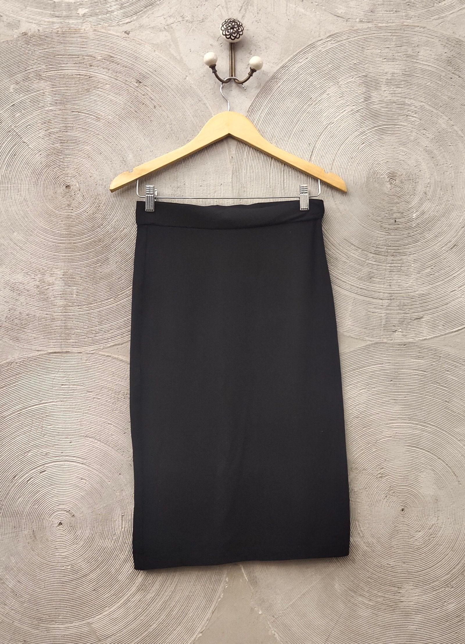 H&M DIVIDED - Black Pencil Skirt