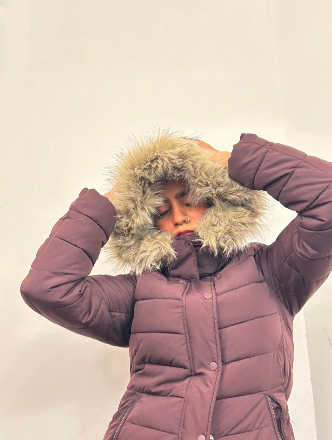 H&M - Full Sleeved Puffer Jacket in Wine