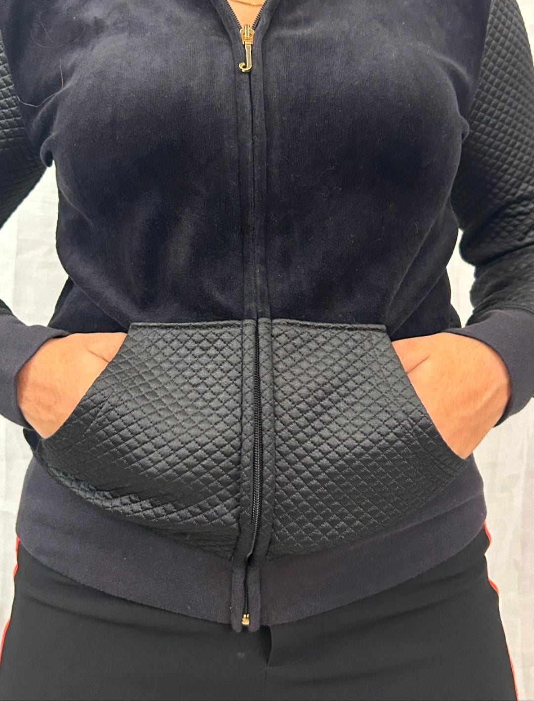 JUICY COUTURE - Black and Golden Velour Robertson Jacket