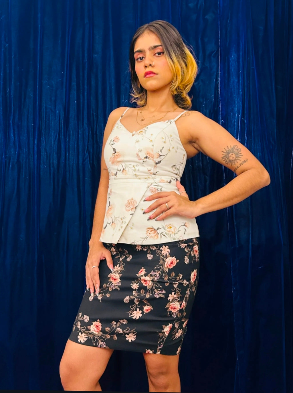 FOREVER NEW -White Floral Print Top