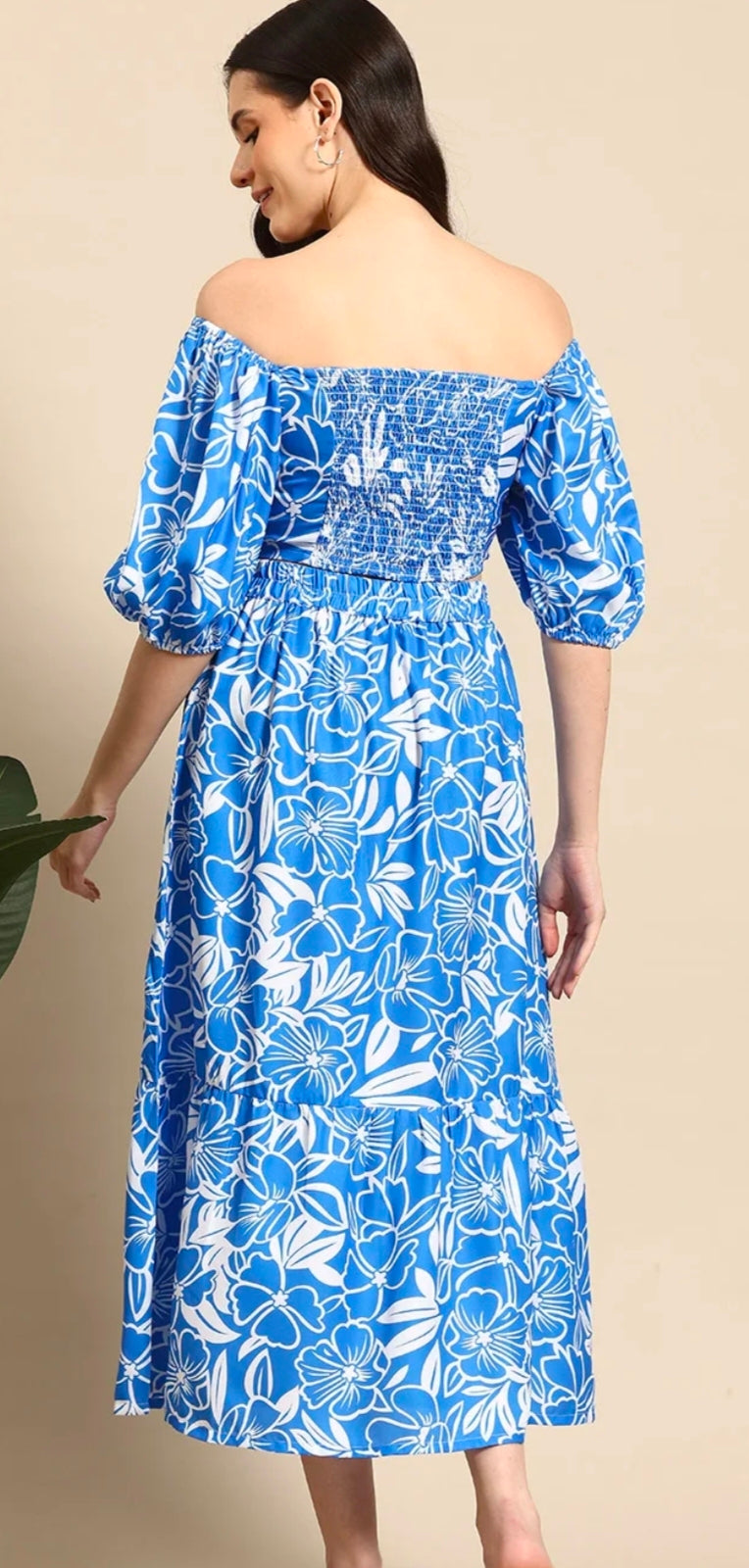 MAST & HARBOUR - Blue Floral Ruched & Smoked Co-Ord Set