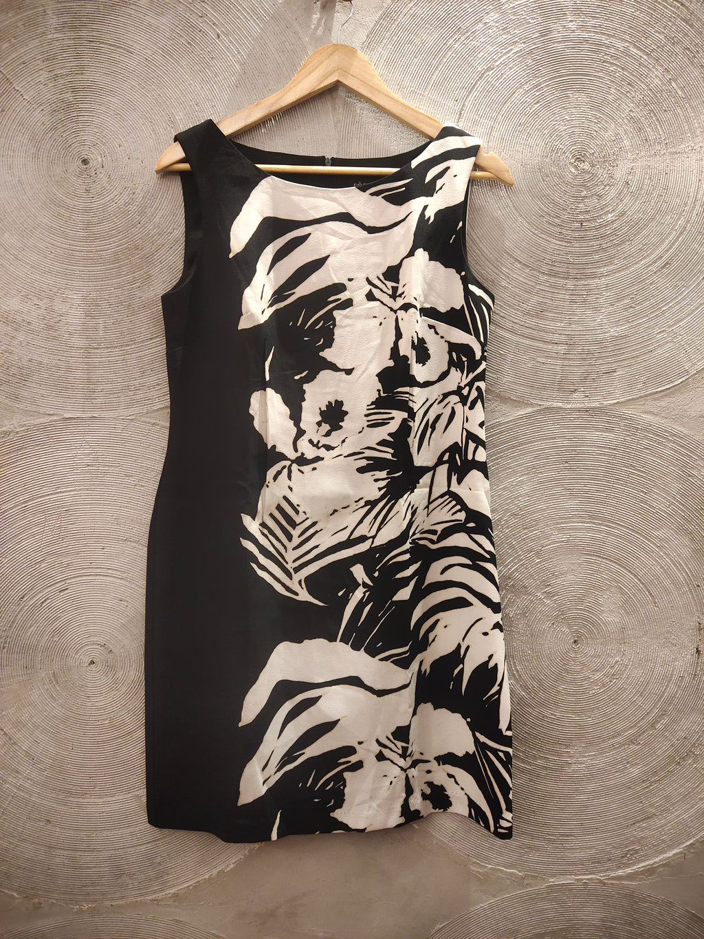 CONNECTED PETITE - Black & White Sheath Dress