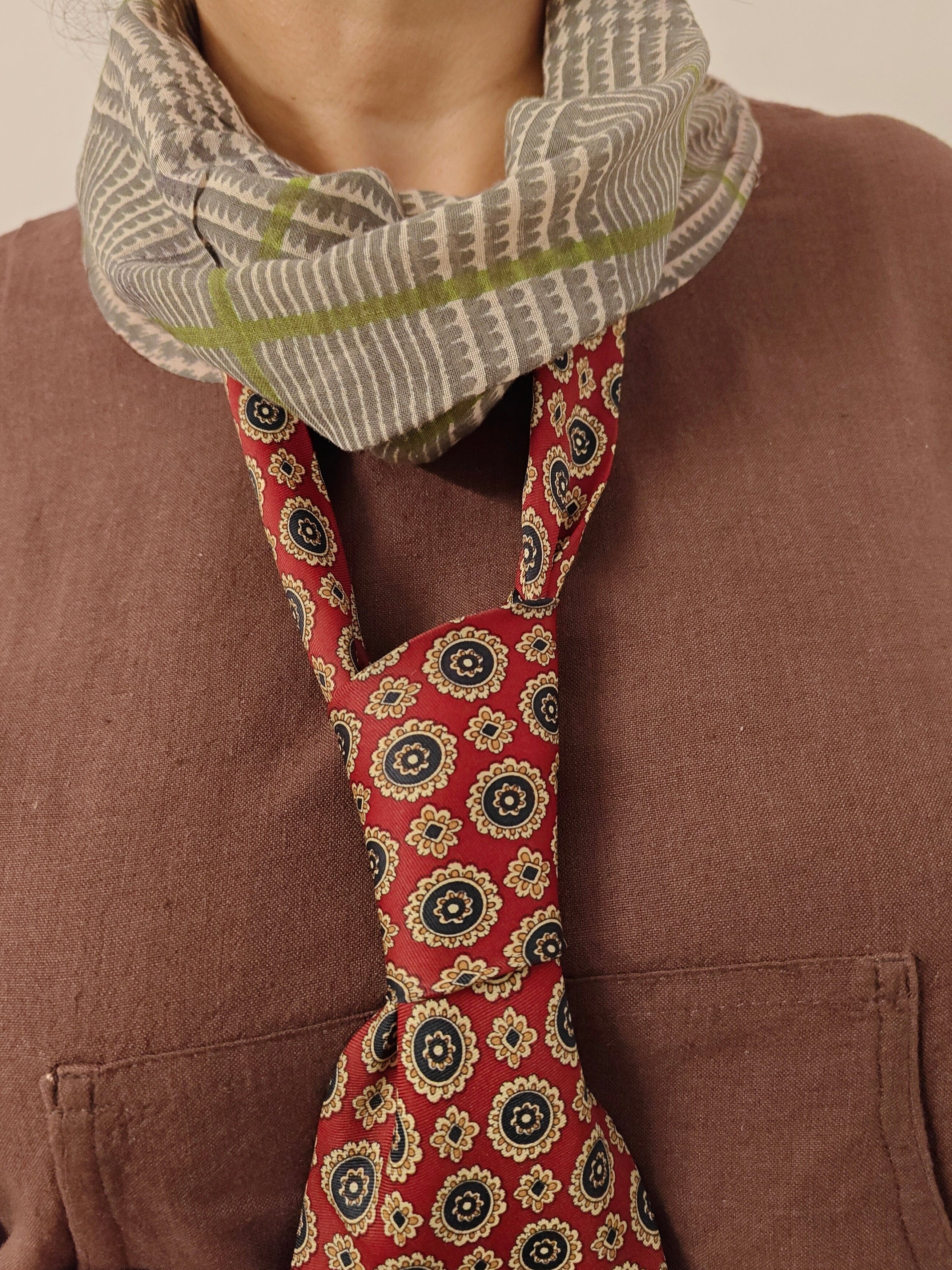 PARK AVENUE - Red Vintage Silk Tie