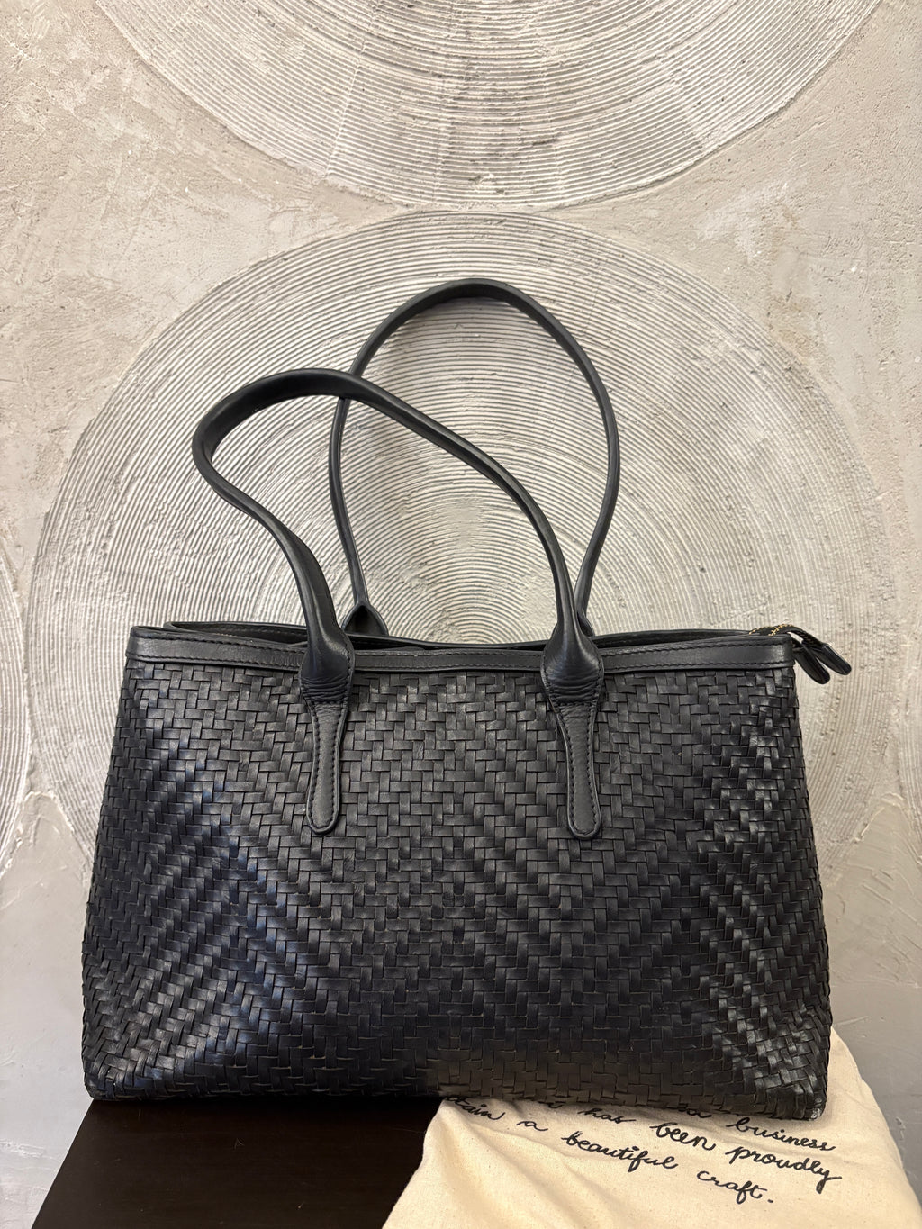 CHIAROSCURO - All Woven Slate Big Jojo Hand Bag