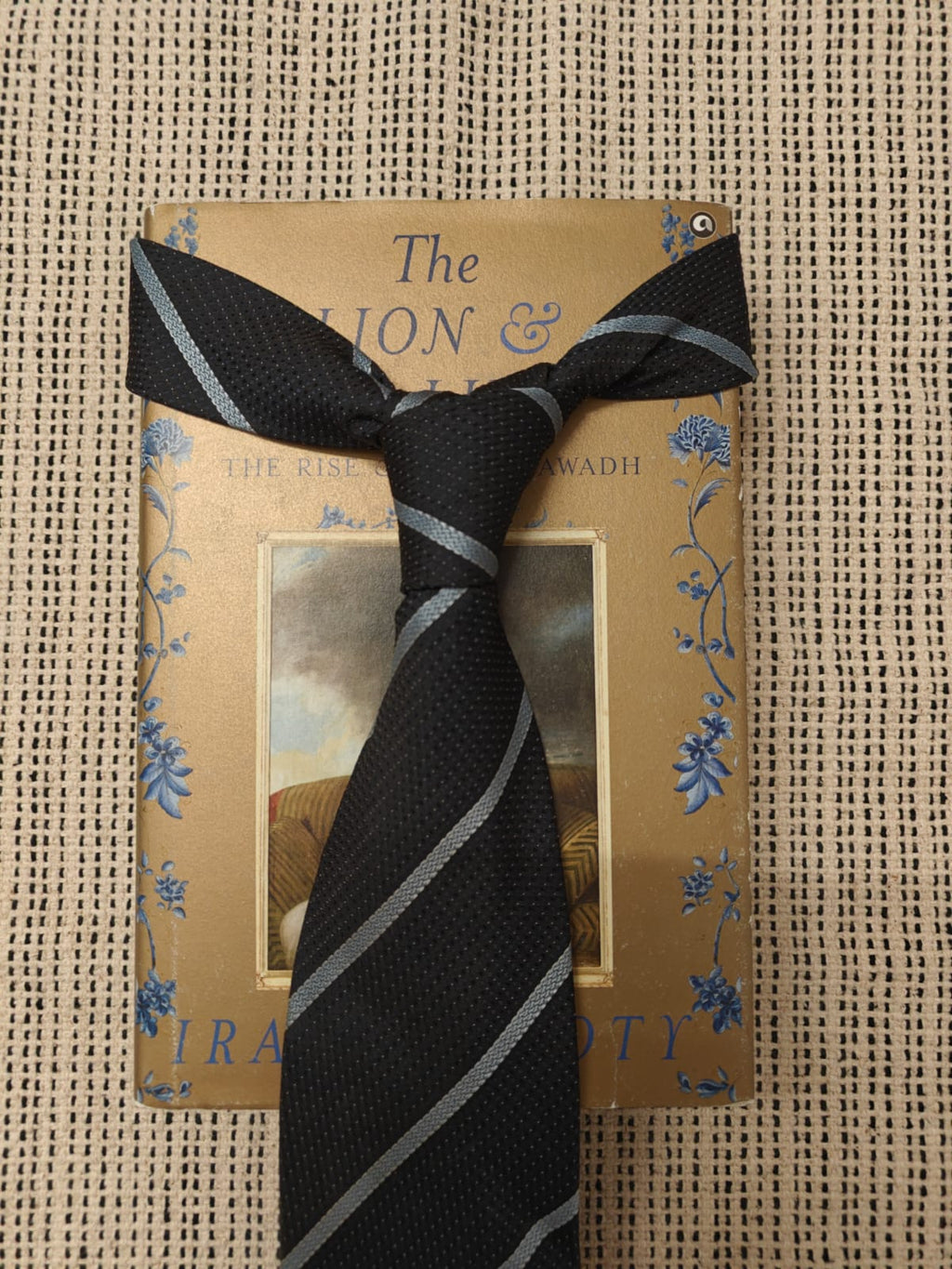 GUCCI - Black and Grey Striped Silk Tie