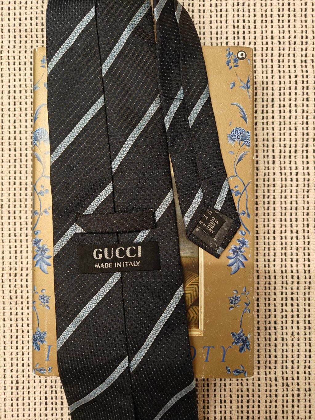 GUCCI - Black and Grey Striped Silk Tie