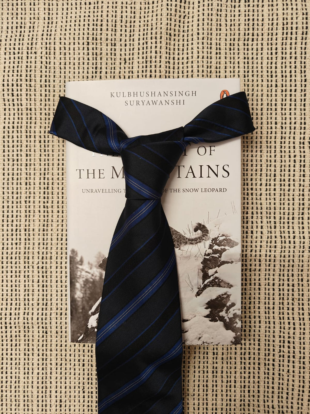 YVES SAINT LAURENT - Black and Blue Striped Silk Tie